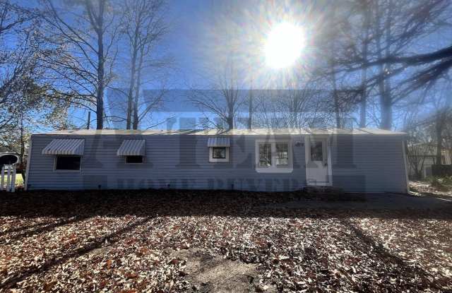 Cozy 2-bedroom, 1.5-bathroom home photos photos