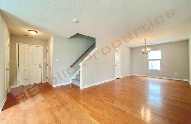 Beautiful Newly Painted 4 Bedroom, 2.5 Bathroom Home with 1st Fl Bedroom with New Carpet in Flowers Plantation Community, Clayton, Available Oct 7th! Gallery 4