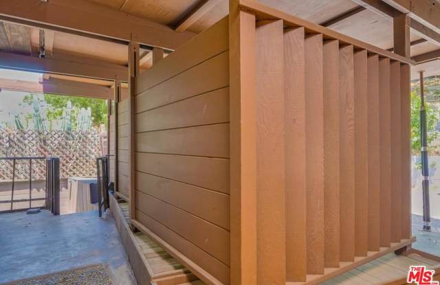 1995 ESCARPA Drive Gallery 3