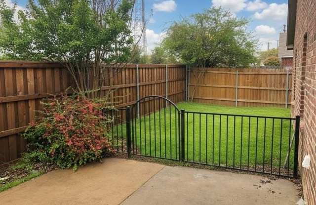 4625 Indian Rock Drive Gallery 2