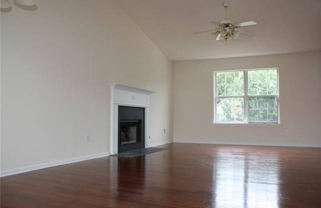 2221 Dresden Green NW Gallery 3