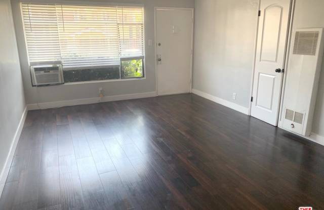 5901 West CARLTON Way Gallery 2