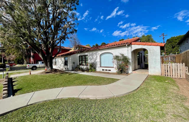 2 Bedroom 1 Bathroom Home in Spring Valley photos photos