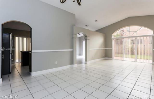 16098 SW 86th Ter - 16098 Southwest 86th Terrace, Miami-Dade County, FL 33193