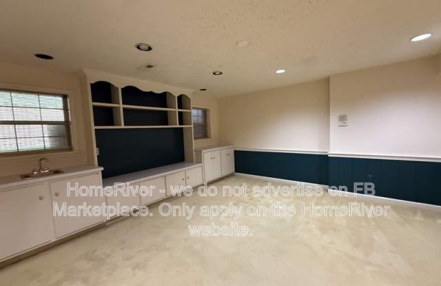 5834 Waterdale Ct Gallery 2