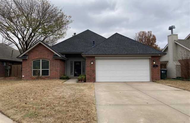 405 Rhoades Court - 405 Rhoades Court, Norman, OK 73072