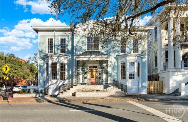 804 Drayton Street unit: 2 photos photos