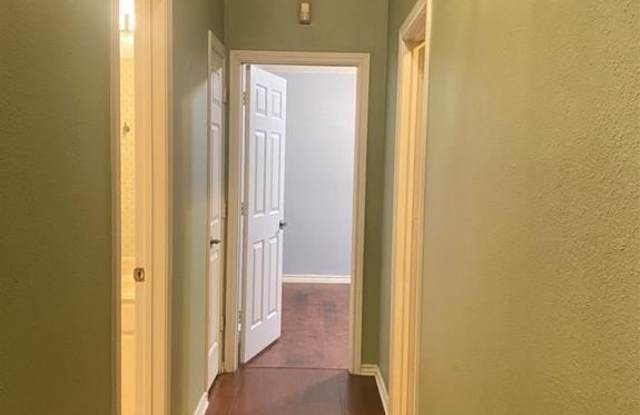 4700 Glen Echo Drive Gallery 2