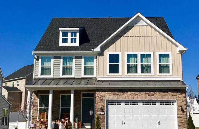 4450 WEEJUN LOOP - 4450 Weejun Loop, Lake Ridge, VA 22192