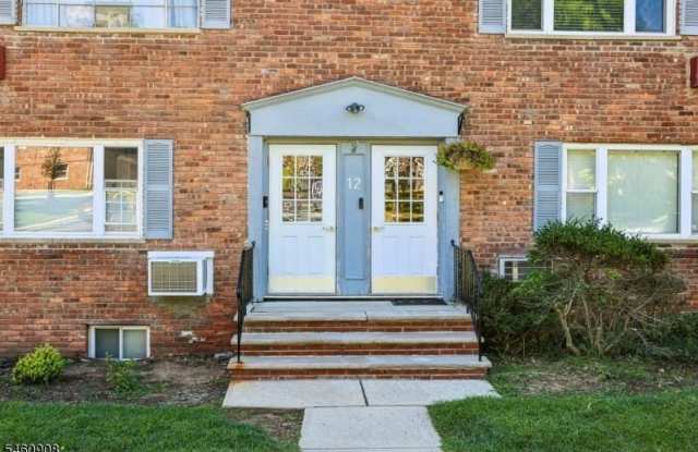 12 Wedgewood Dr Gallery 1