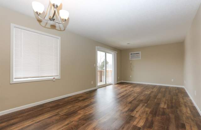 16045 Joplin Ave W, Apt 2 Gallery 2
