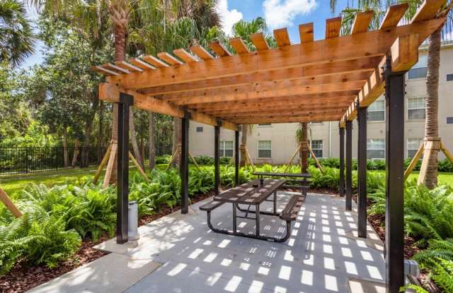 Crane Creek Senior Apartments - Senior and Affordable Housing Gallery 4