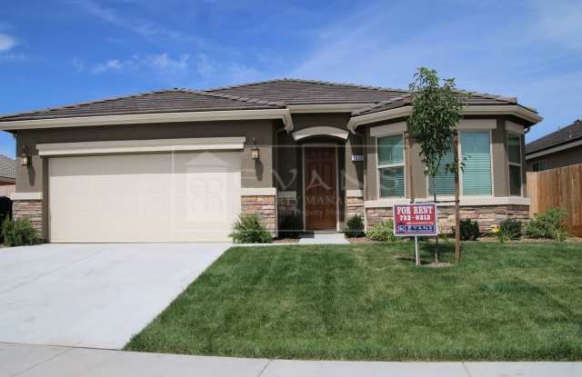 Beautiful Home for rent in Visalia, Ca photos photos Beautiful Home for rent in Visalia, Ca photos photos