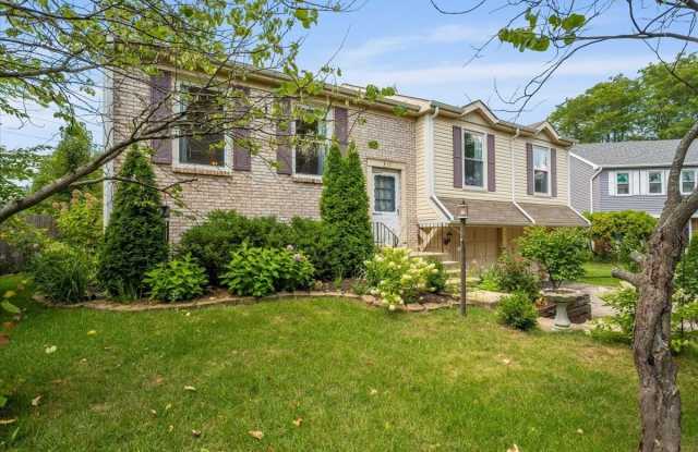 371 Larchmont Court photos photos