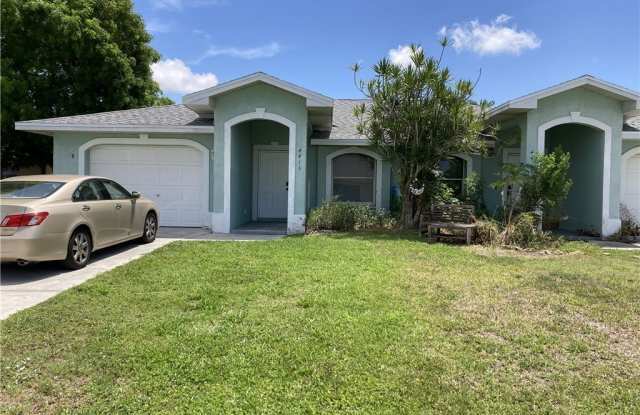 4413 SW 7th Place photos photos