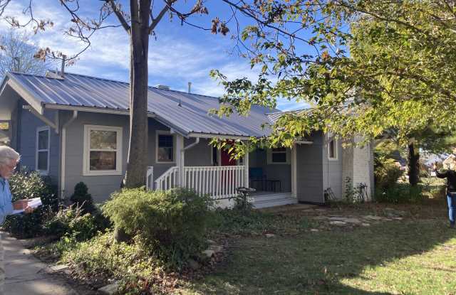 204 Montclair Ave photos photos