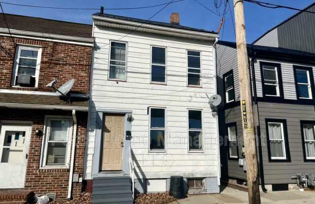 113 Arch Street photos photos