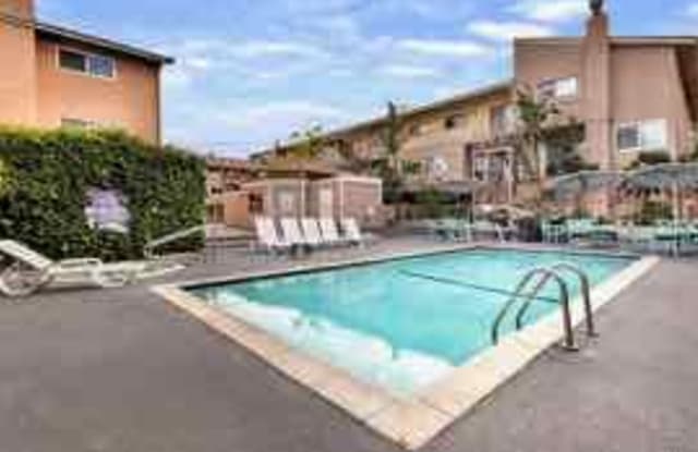 10757 Hortense St - 10757 Hortense Street, Los Angeles, CA 91602