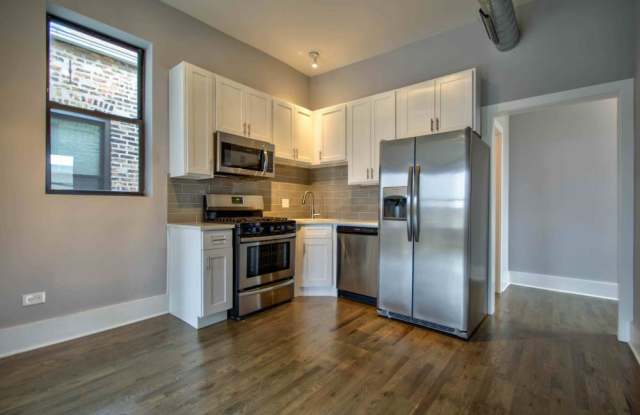 1040 West 18th photos photos