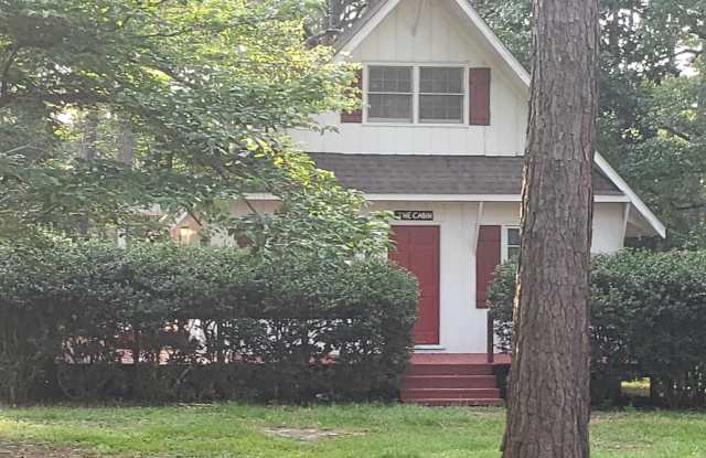 418 Country Club Road Gallery 1