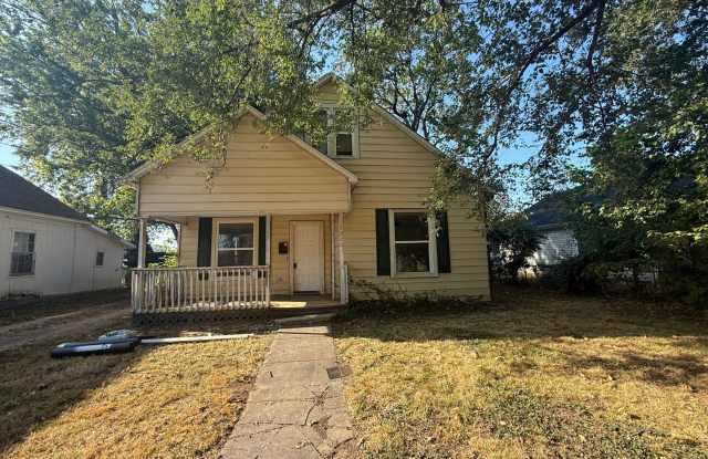 3 bedroom 1 bath home available now Gallery 1