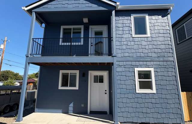 New Construction 3-bedroom, 2-bathroom townhouse photos photos