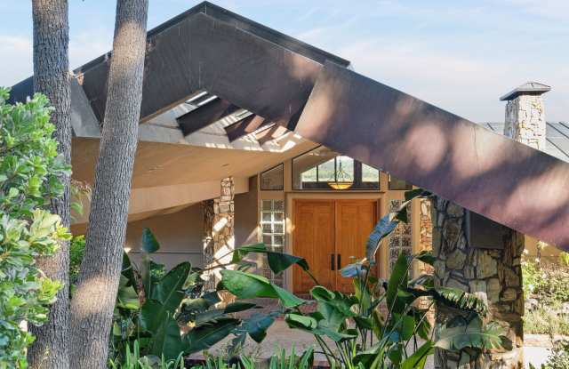 Pleasanton 4 bed / 4 bath Ultra-Private 1.3-Acre Sanctuary with Panoramic Views, pool and spa photos photos