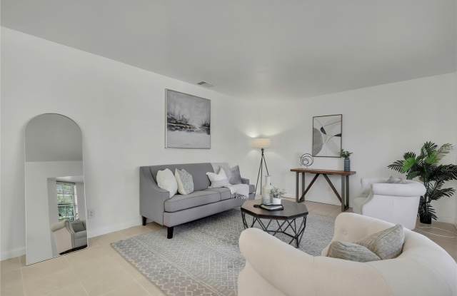 8424 STILLBROOK Avenue Gallery 3