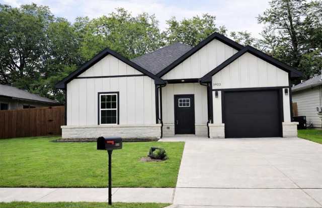 1903 King Street photos photos