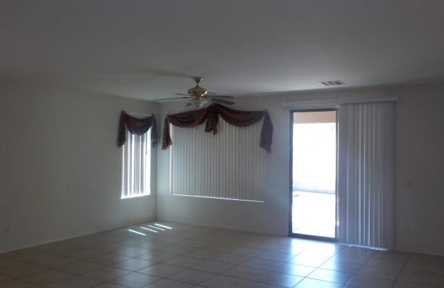 6620 W GAMBIT Trail Gallery 4