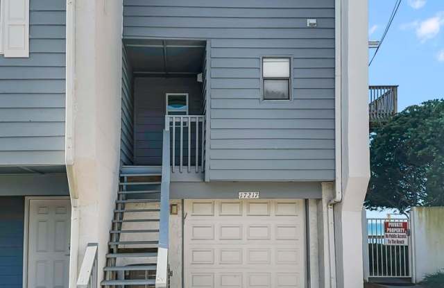 Amazing 3-Bed Condo with HUGE porch on the beach photos photos