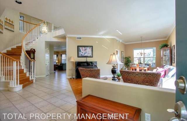 5869 CAPILANO DRIVE Gallery 4