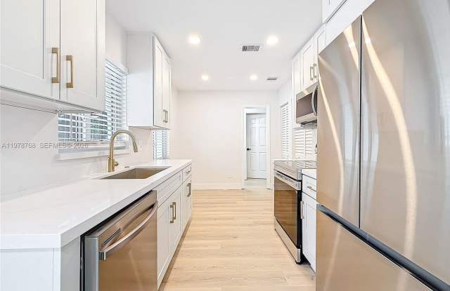 8977 NW 21st Court, Coral Springs, FL 33071 Gallery 3
