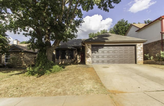 2204 Chatam Hill Street - 2204 Chatam Hill St, Grapevine, TX 76051