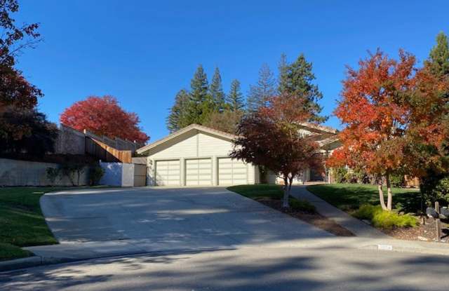 Pleasanton 5 Br., 3 Ba. in Culdesac, Single Story Home with Huge backyard, Top School Location! - 7893 Lafayette Court, Pleasanton, CA 94588