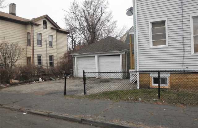 147 Newfield Avenue Gallery 3