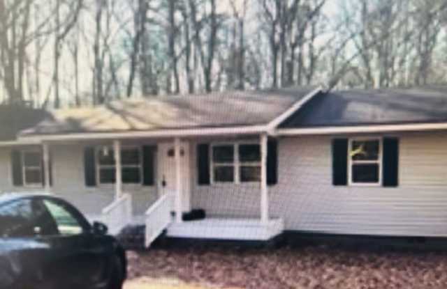 NEWNAN- 129 Sweeper Smith 3 Bedroom 1.5 Bath photos photos