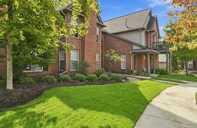 28067 Carlton Way Drive Gallery 3