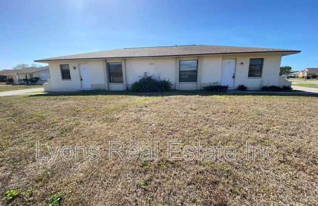 801 SE 5th Ave. photos photos