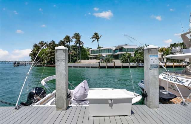 1413 Sunset Harbour Dr photos photos