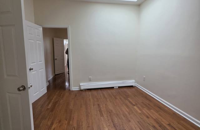 448 Wyona Street photos photos