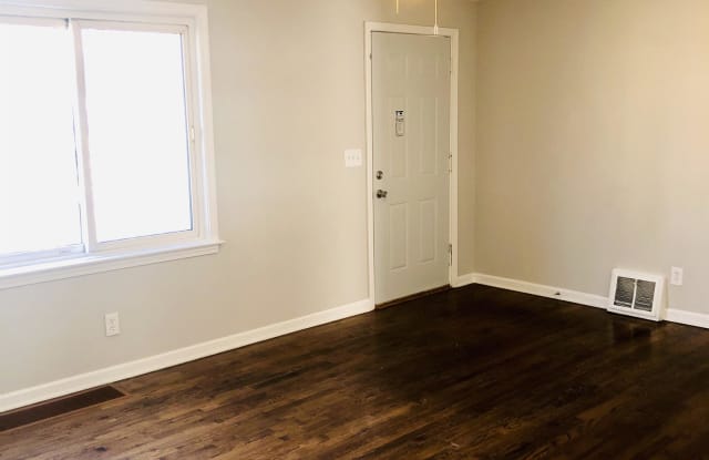 2634 N 43rd Street - 2634 North 43rd Street, Kansas City, KS 66104