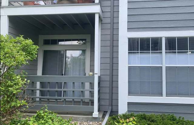 AMAZING 2 Bed 2 Bath Condo In North Boulder- Available August 5th! photos photos