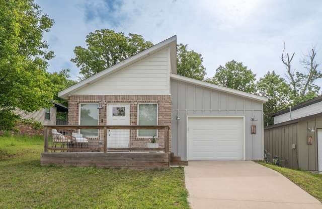 2 Bed 2 Bathroom Home!! photos photos