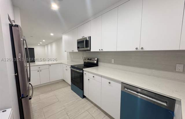 15430 SW 74th Cir Ct Gallery 4