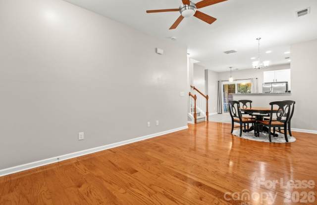 2080 Shady Pond Drive Gallery 4