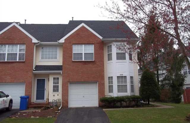 265 Shady Oak Court Gallery 1