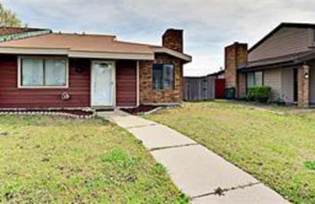 5925 Timbercrest Drive - 5925 Timbercrest Drive, Arlington, TX 76017