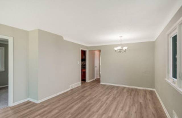COMING SOON! Large 5 Bed | 2 Bath House W/ Fenced Yard & Garage! Gallery 4