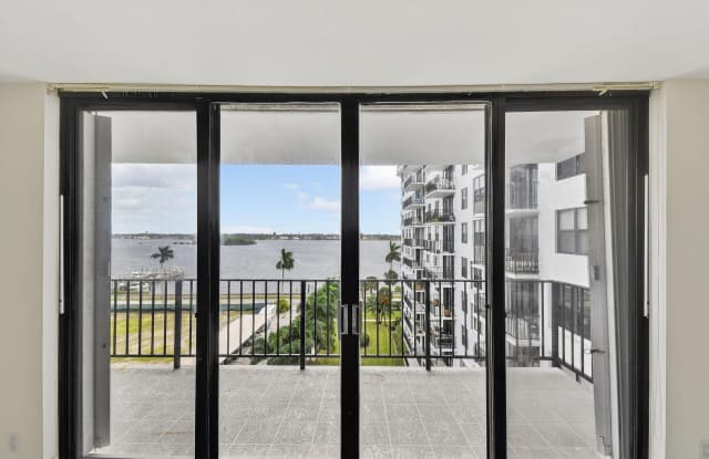 3800 Washington Road photos photos